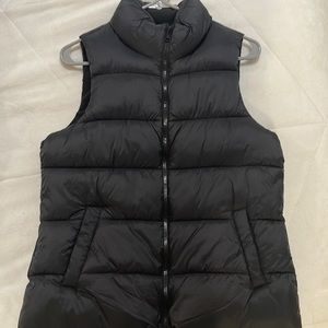 Black Old Navy Women’s vest